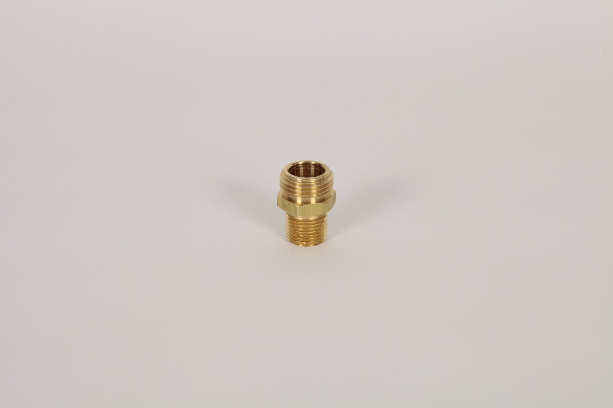 Male GHT x Male NPT - Image 2